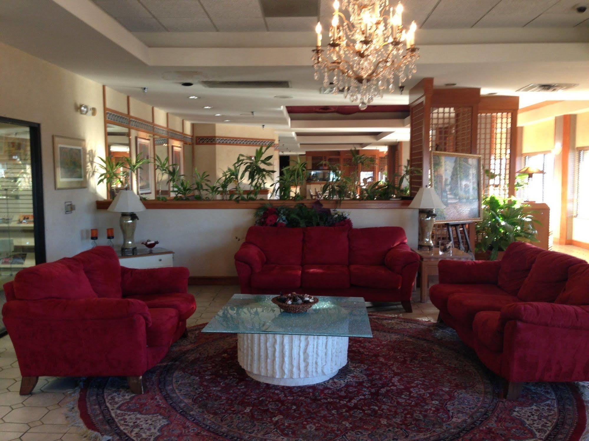 North Villa Inn Spring Bagian luar foto
